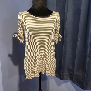 Maurice Open Shoulder Shirt -black & cream Size M